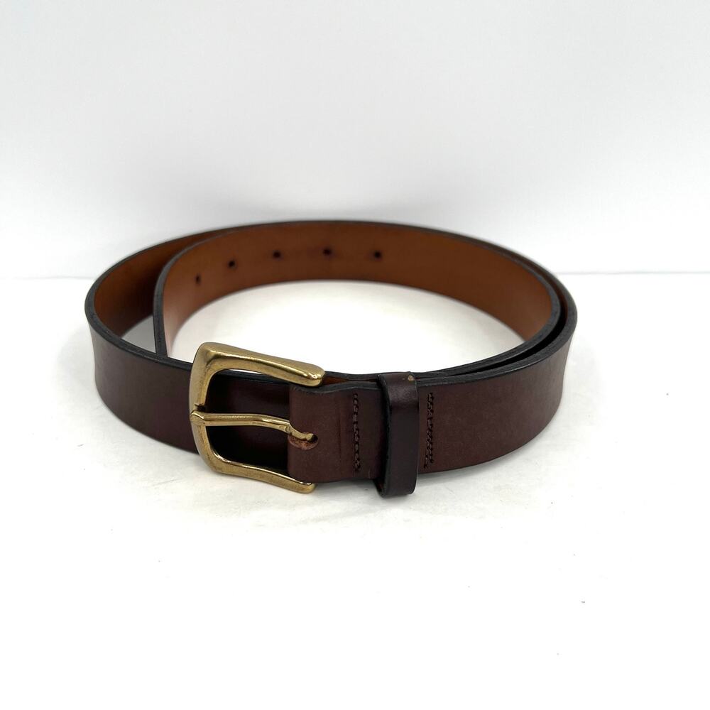 Trafalgar men’s leather golden buckle belt
